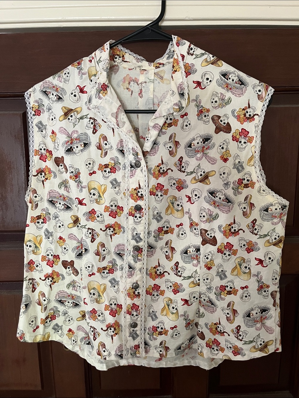 Day of the Dead Muertos Skull Print Sleeveless Blouse